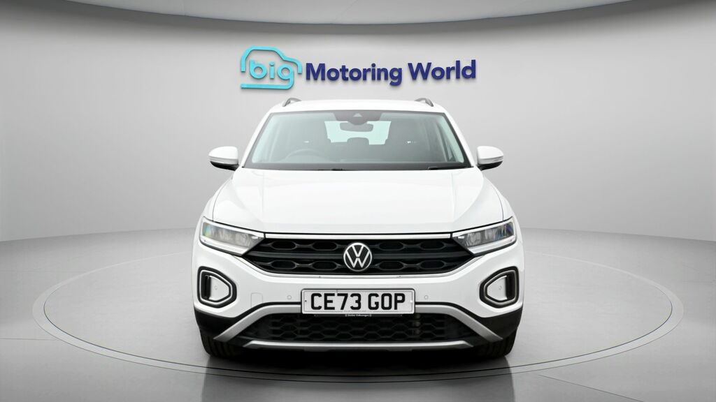 Volkswagen T-Roc Life CE73GOP White #2