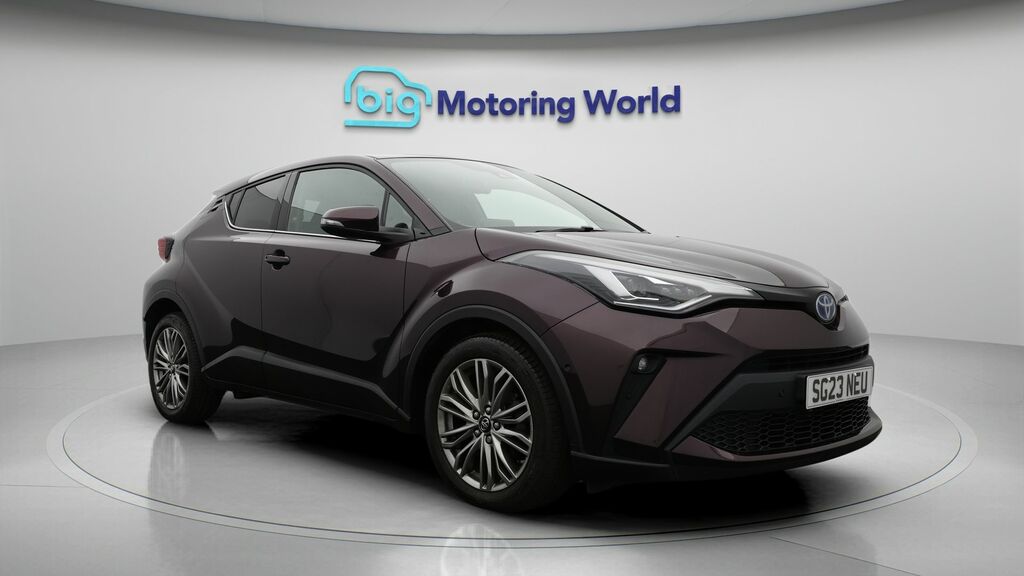 Toyota C-Hr Excel Purple