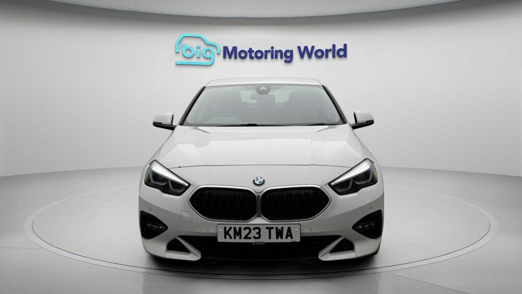 BMW 2 Series Gran Coupe Sport White #2