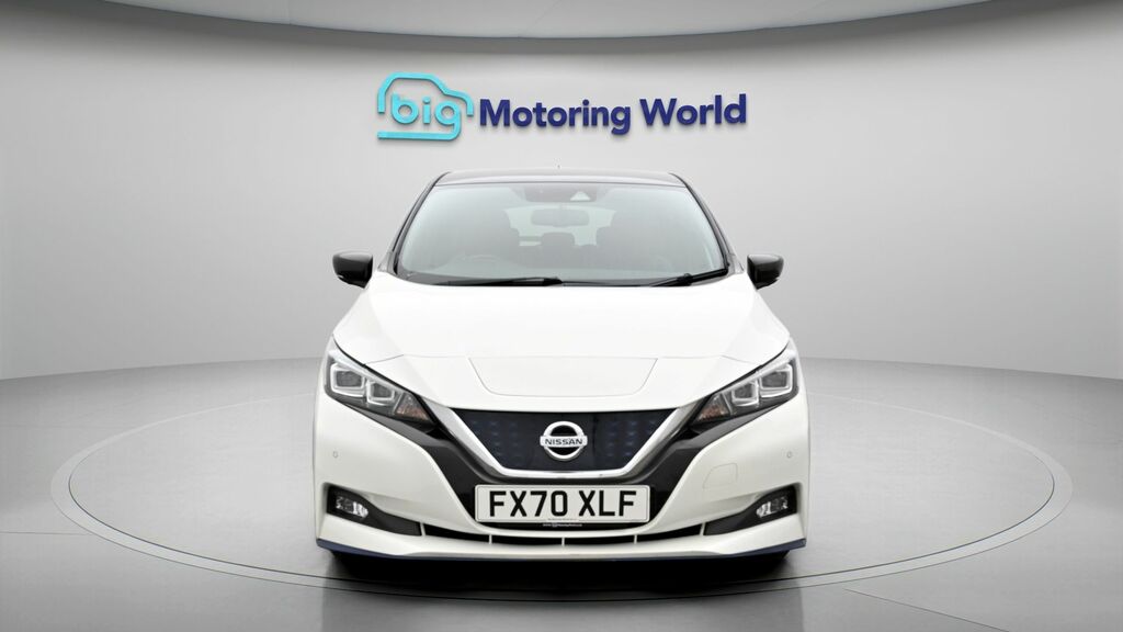 Nissan Leaf E Tekna FX70XLF White #2