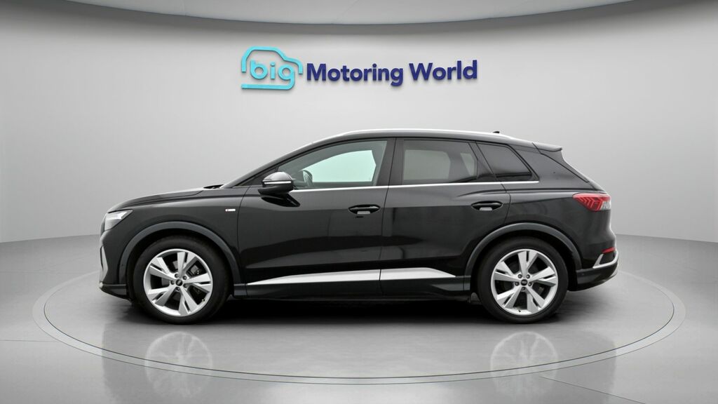 Audi Q4 E Tron S Line GY72VJC Black #4