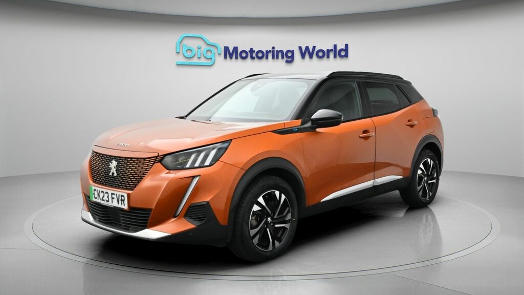 Peugeot e-2008 Gt CK23FVR Orange #3