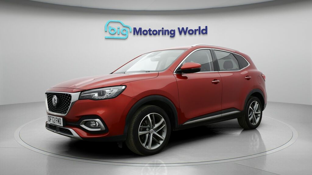 MG HS Exclusive Red #3