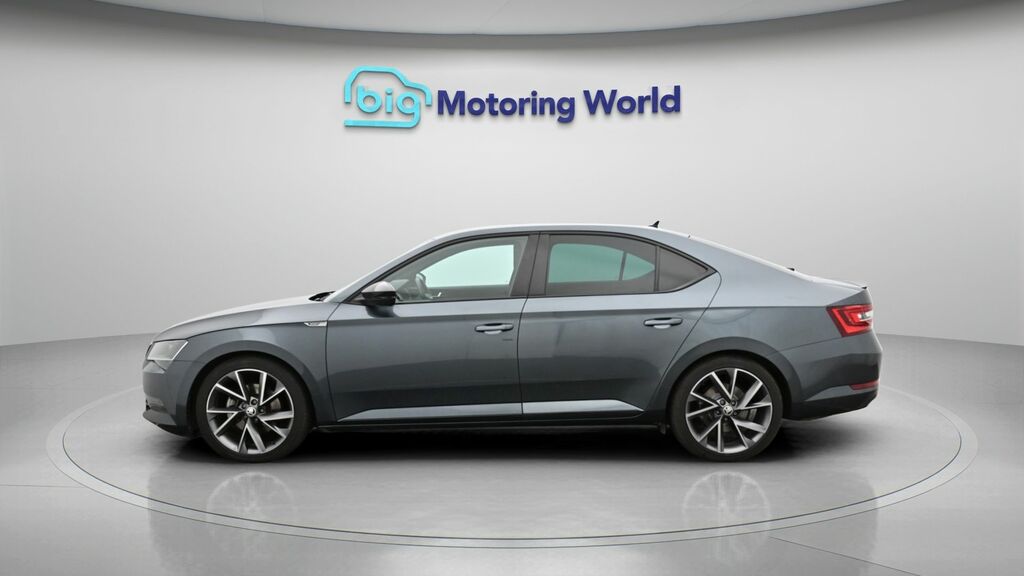 Skoda Superb Sportline Grey #4