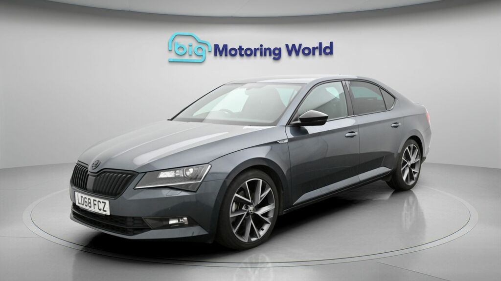 Skoda Superb Sportline Grey #3