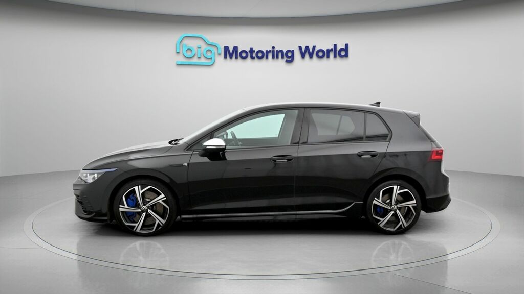 Volkswagen Golf R Black #4