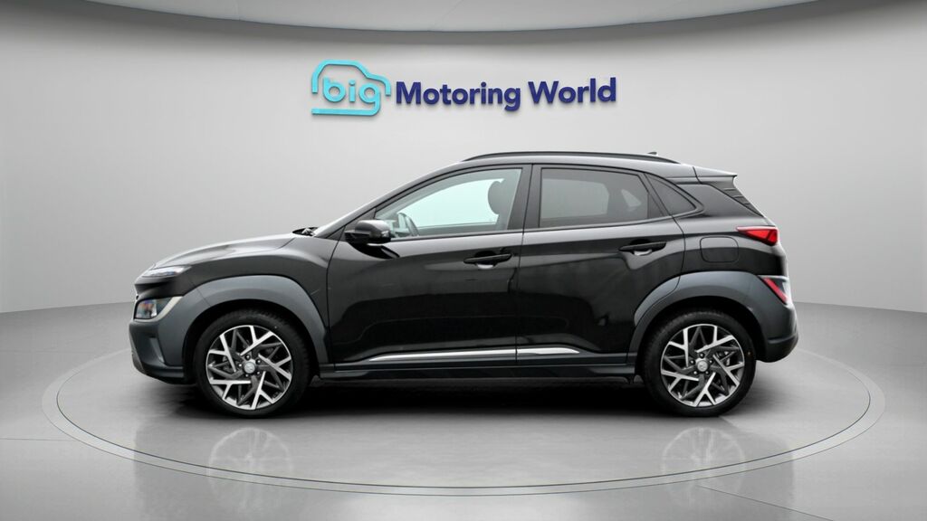 Hyundai Kona Premium Black #4