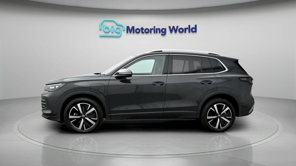Volkswagen Tiguan Elegance YJ25LUN Grey #4