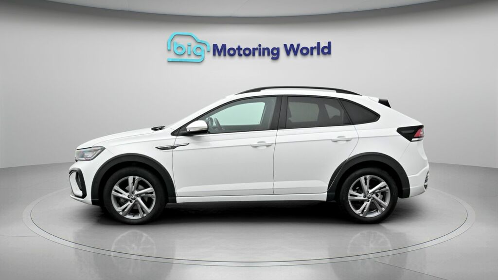 Volkswagen Taigo R-line White #4