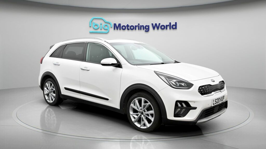 Kia Niro 4 White