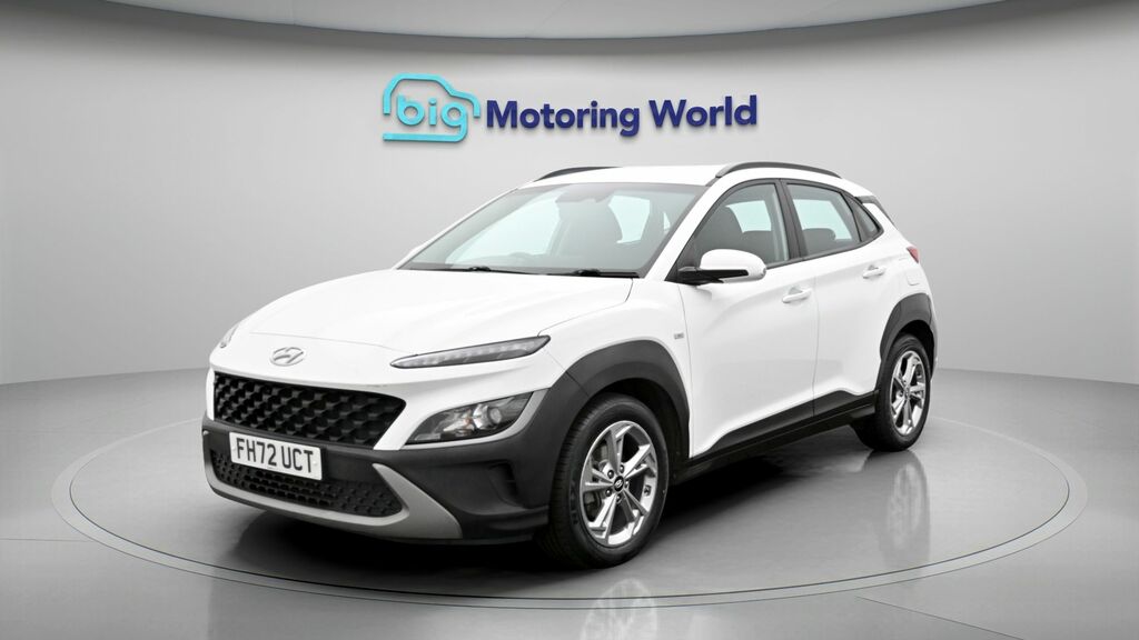 Hyundai Kona Se Connect FH72UCT White #3