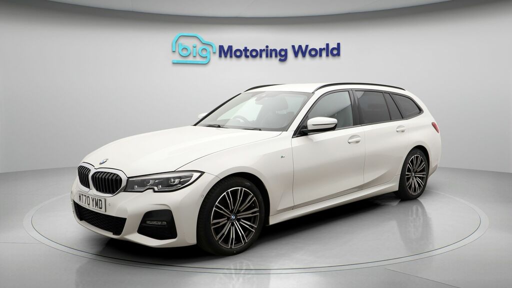 BMW 3 Series M Sport MT70YMD White #3
