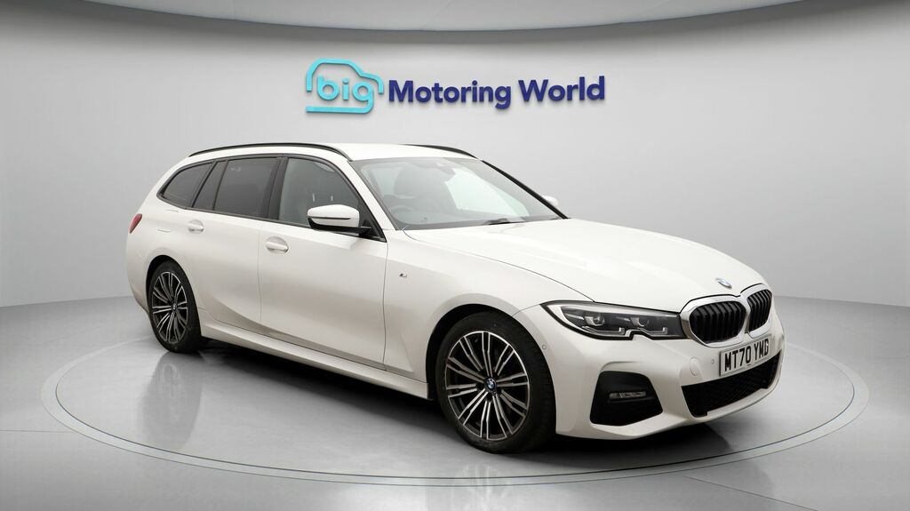 BMW 3 Series M Sport MT70YMD White