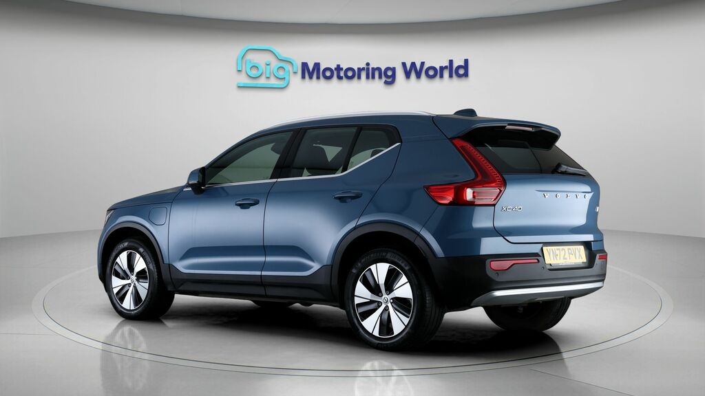 Volvo XC40 Core Blue #5