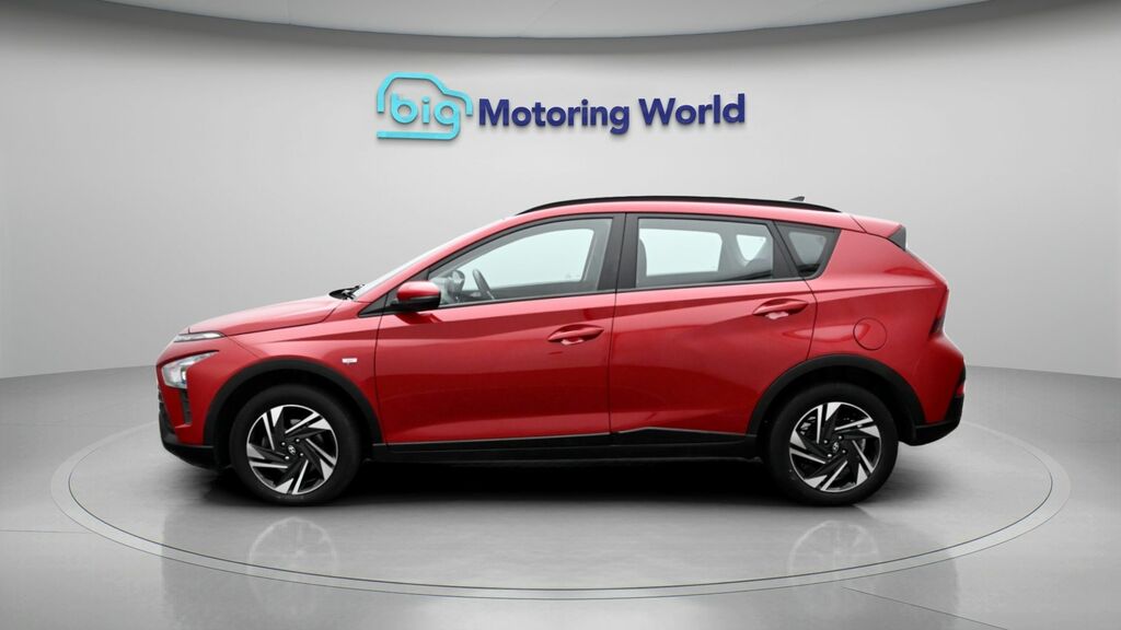 Hyundai Bayon Se Connect YT23LBL Red #4