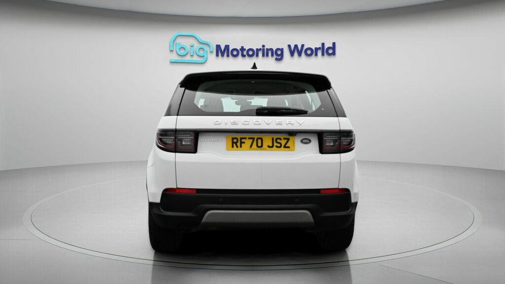Land Rover Discovery Sport S White #6