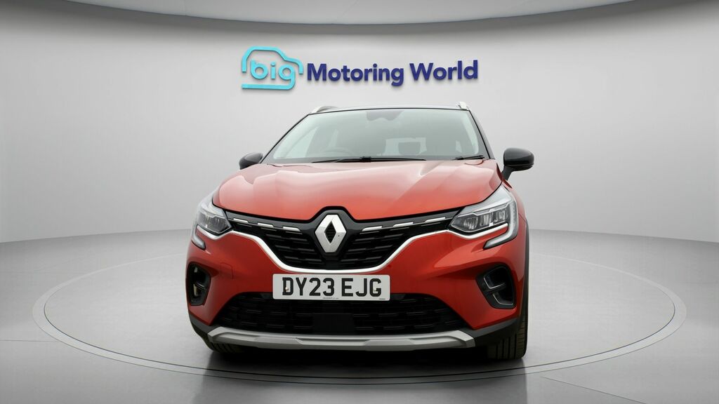 Renault Captur Techno DY23EJG Red #2