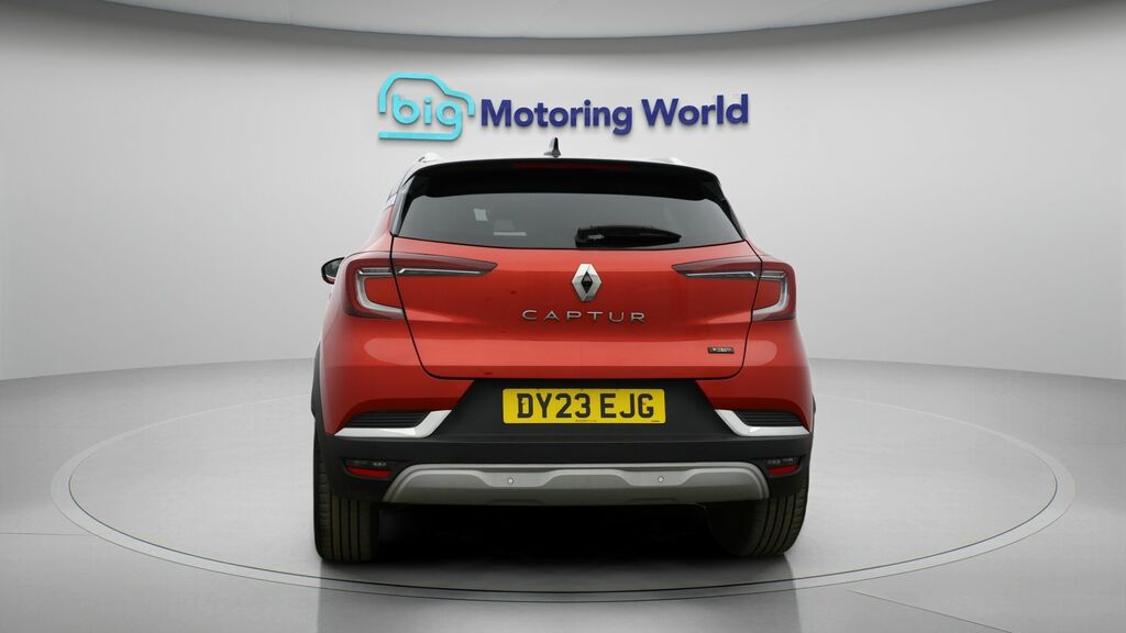 Renault Captur Techno DY23EJG Red #6