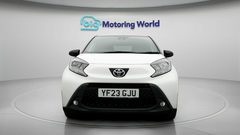 Toyota Aygo X Edge YF23GJU White #2