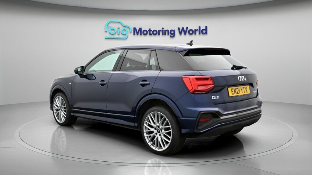 Audi Q2 Black Edition Blue #5