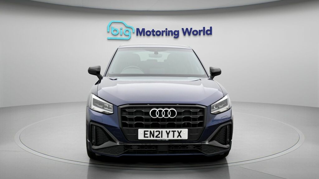 Audi Q2 Black Edition Blue #2