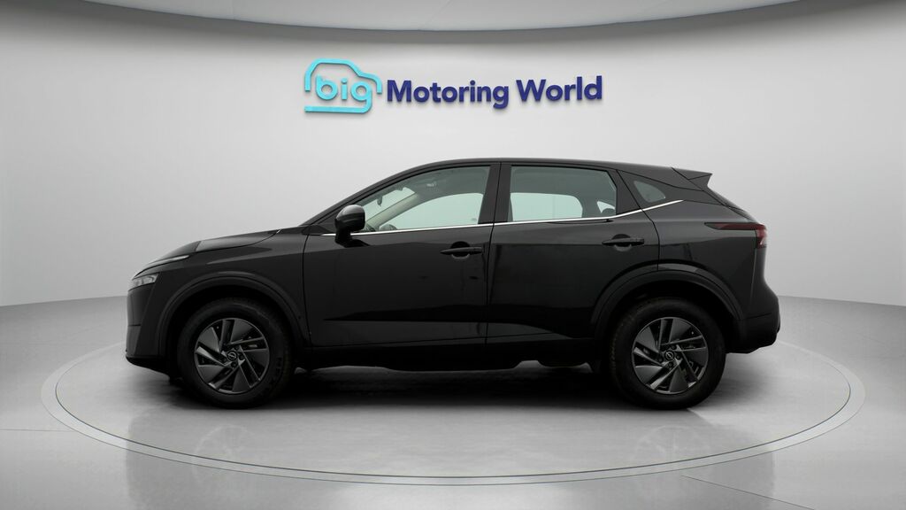 Nissan Qashqai Acenta Premium DV24WFX Black #4
