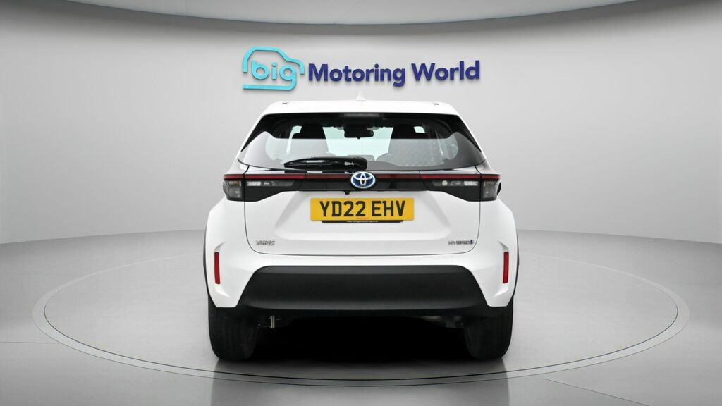 Toyota Yaris Cross Icon White #6