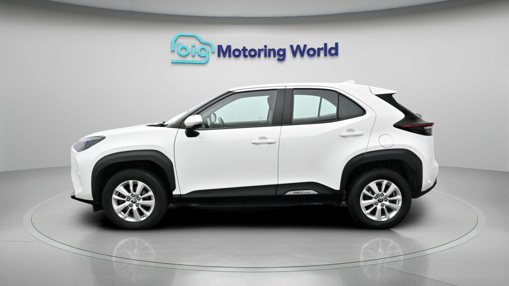 Toyota Yaris Cross Icon White #4