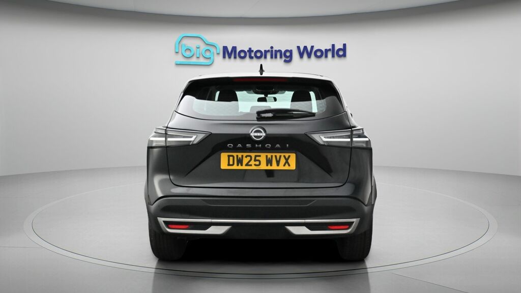 Nissan Qashqai Acenta Premium DW25WVX Black #6