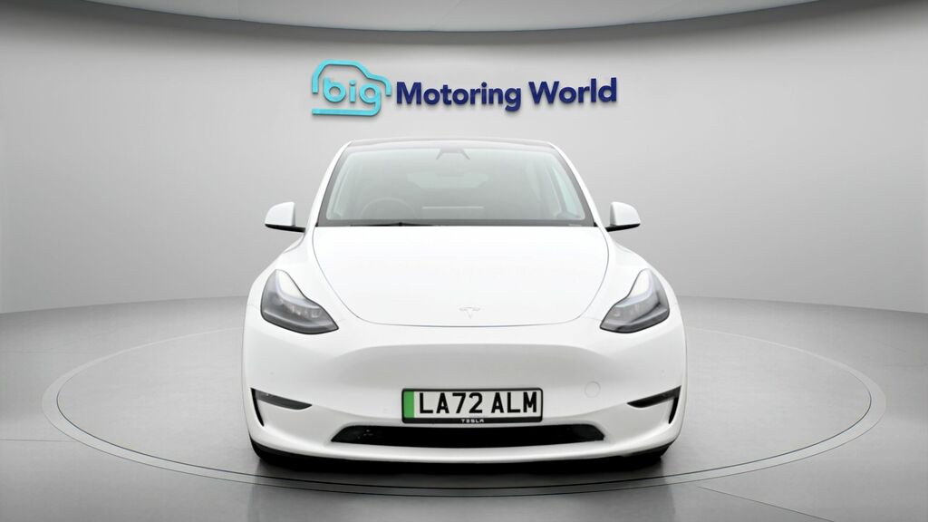 Tesla Model Y Long Range LA72ALM White #2