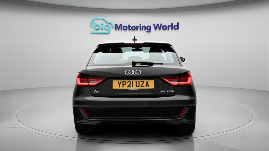 Audi A1 S Line YP21UZA Black #6