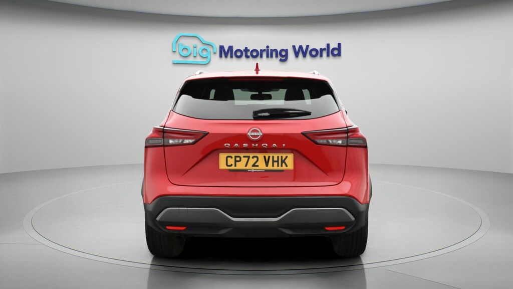 Nissan Qashqai Tekna CP72VHK Red #6