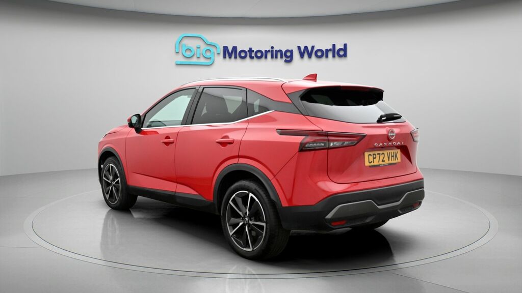 Nissan Qashqai Tekna CP72VHK Red #5