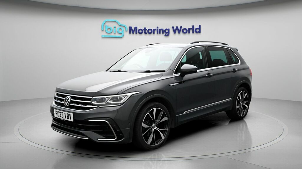 Volkswagen Tiguan R-line RO23VBV Grey #3