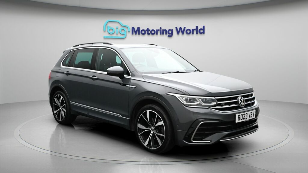 Volkswagen Tiguan R-line Grey