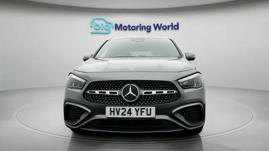 Mercedes-Benz GLA Class Amg Line HV24YFU Grey #2