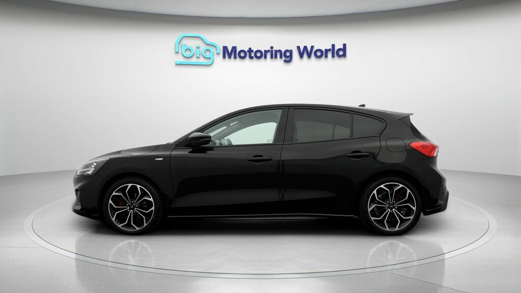 Ford Focus St-line X Black #4