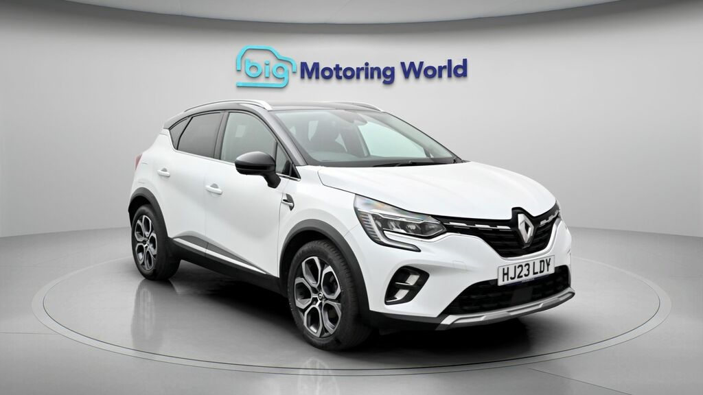 Renault Captur Techno White
