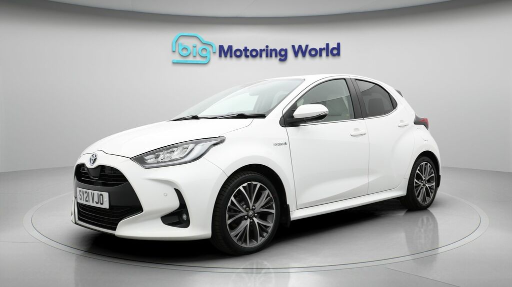 Toyota Yaris Excel SY21VJO White #3