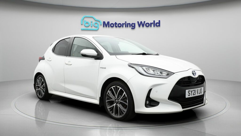 Toyota Yaris Excel White
