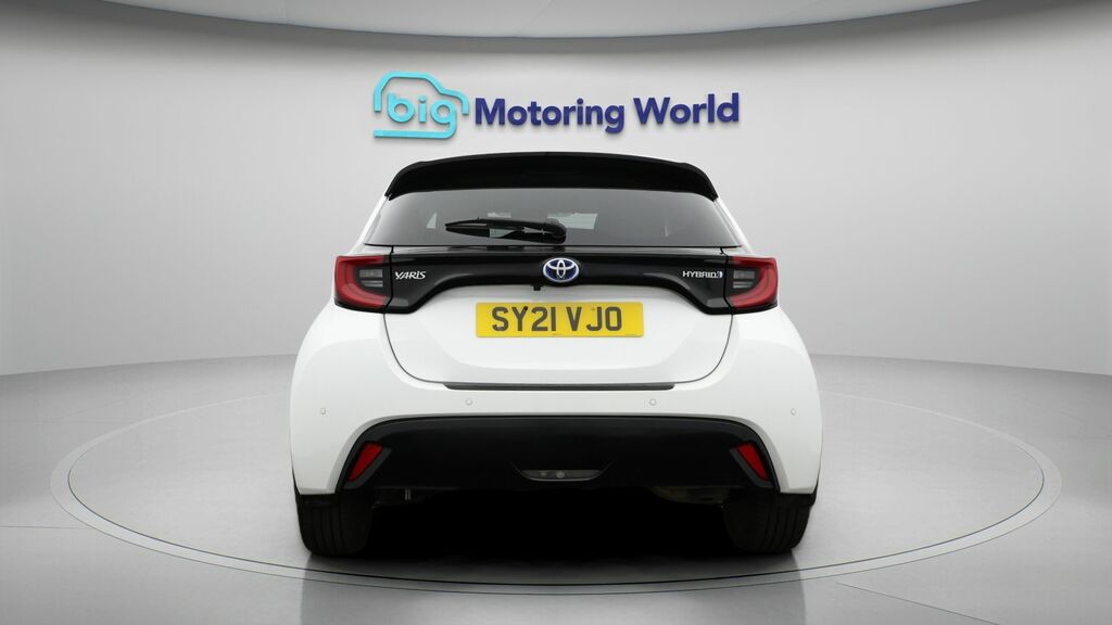 Toyota Yaris Excel SY21VJO White #6