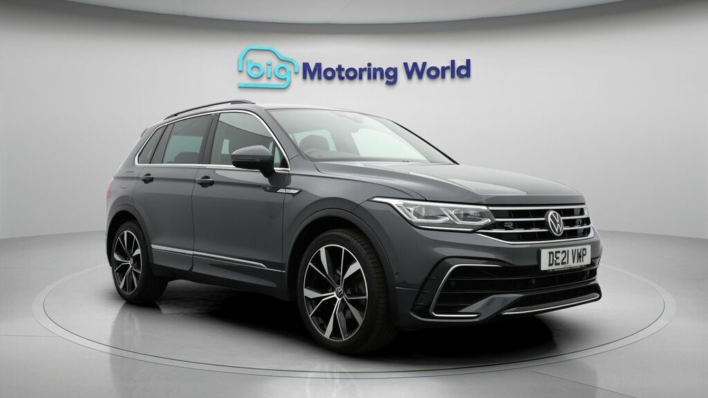 Volkswagen Tiguan R-line Grey