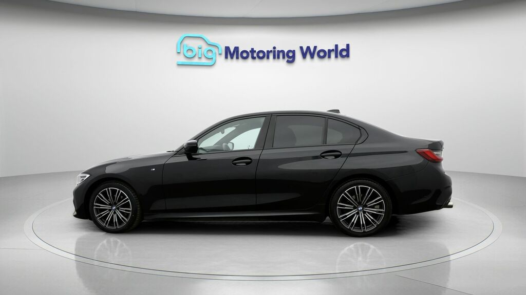 BMW 3 Series M Sport DL22CXV Black #4