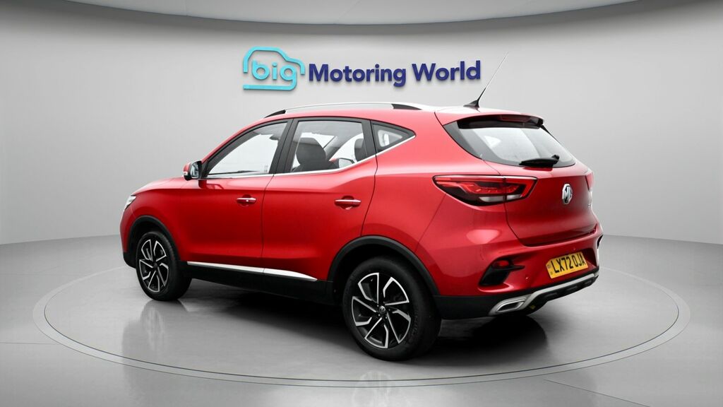 MG ZS Exclusive LX72OJA Red #5
