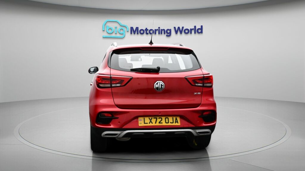MG ZS Exclusive LX72OJA Red #6