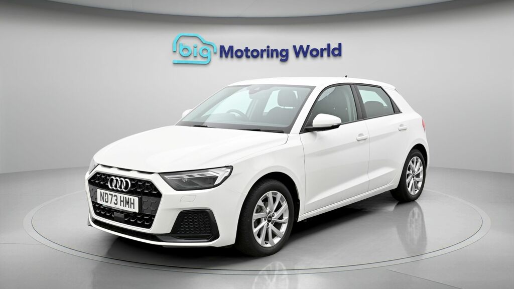 Audi A1 Sport White #3