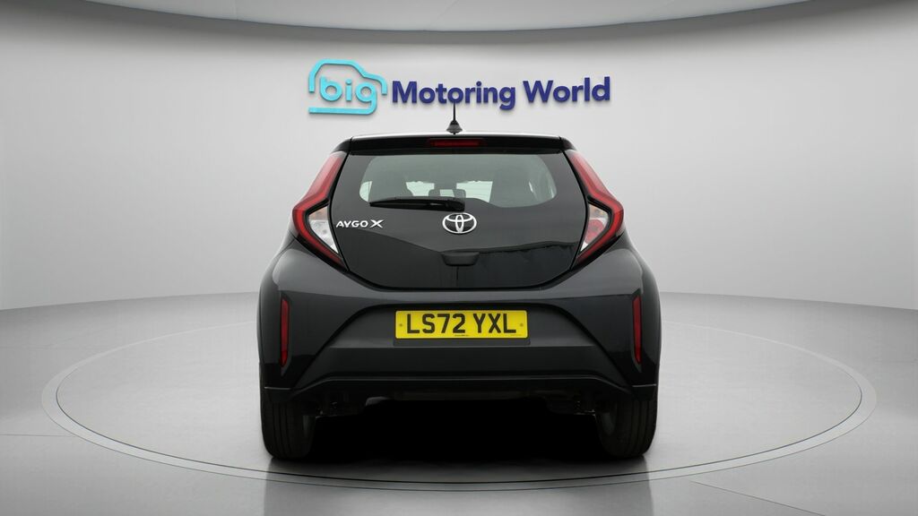 Toyota Aygo X Pure LS72YXL Black #6