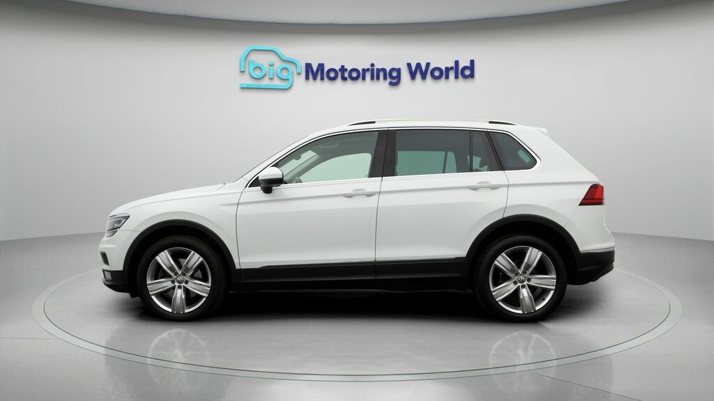 Volkswagen Tiguan Sel White #4
