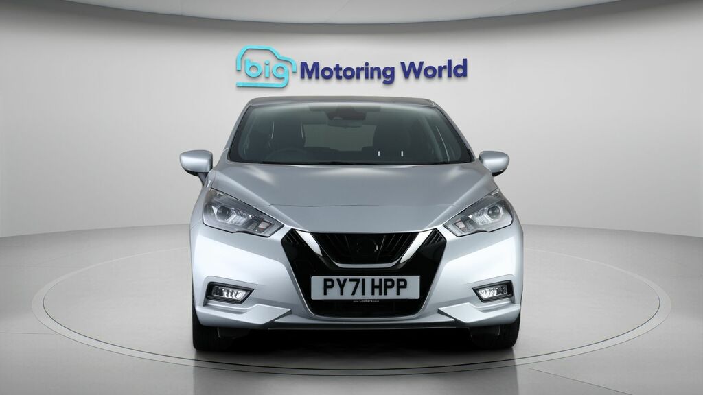 Nissan Micra Tekna Silver #2