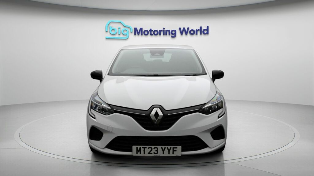 Renault Clio Evolution White #2